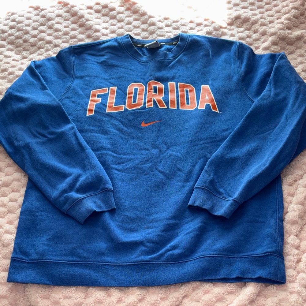 Nike crewneck